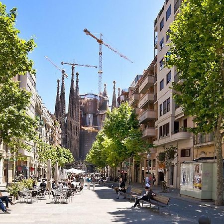 Tendency Sagrada Familia Deluxe Barcelona Exterior photo